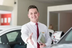 6 TOP MARKETING TIPS TO DRIVE CAR DEALERSHIP SALES